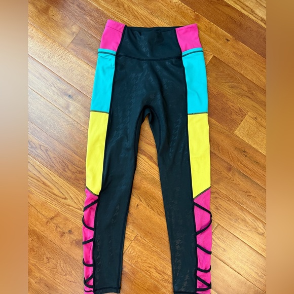 Crowned Athletics Pumpkin Queen Set Size M - Picture 2 of 9